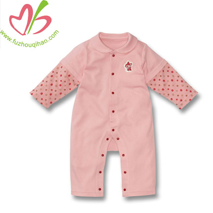 cute and comfortable long sleeve baby romper