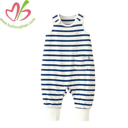 Black and White Stripe Preemie Baby Garments without Printing