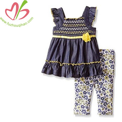 Girls' Tunic and Printed Capri outfit
